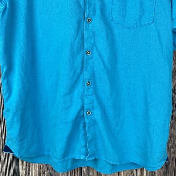 Men’s Tommy Bahama Sky Blue Cotton Blend Button Down Shirt- Size XL - Picture 3 of 11
